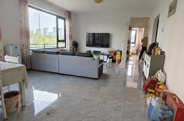 百合新城小高层 东边户 前后无遮挡 送储藏室 随时可以看房