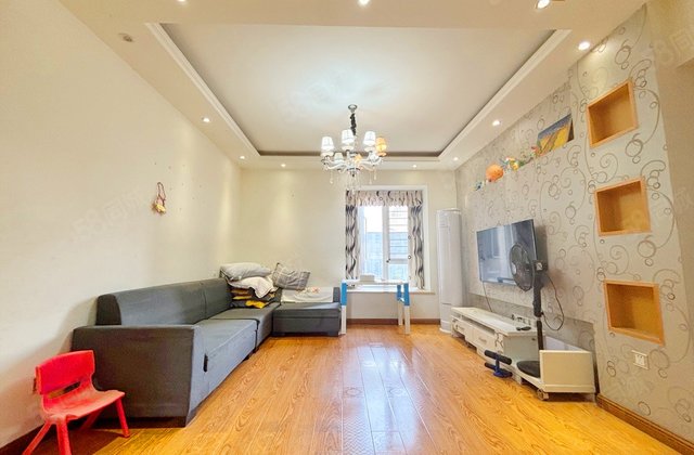 绿地圣路易名邸(一期)3室2厅93㎡150万二手房图片