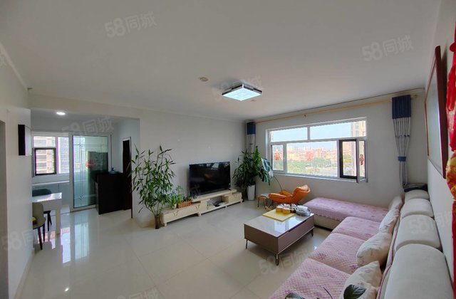 真实在售 急卖 9楼 东边户 共18层的 海德公园