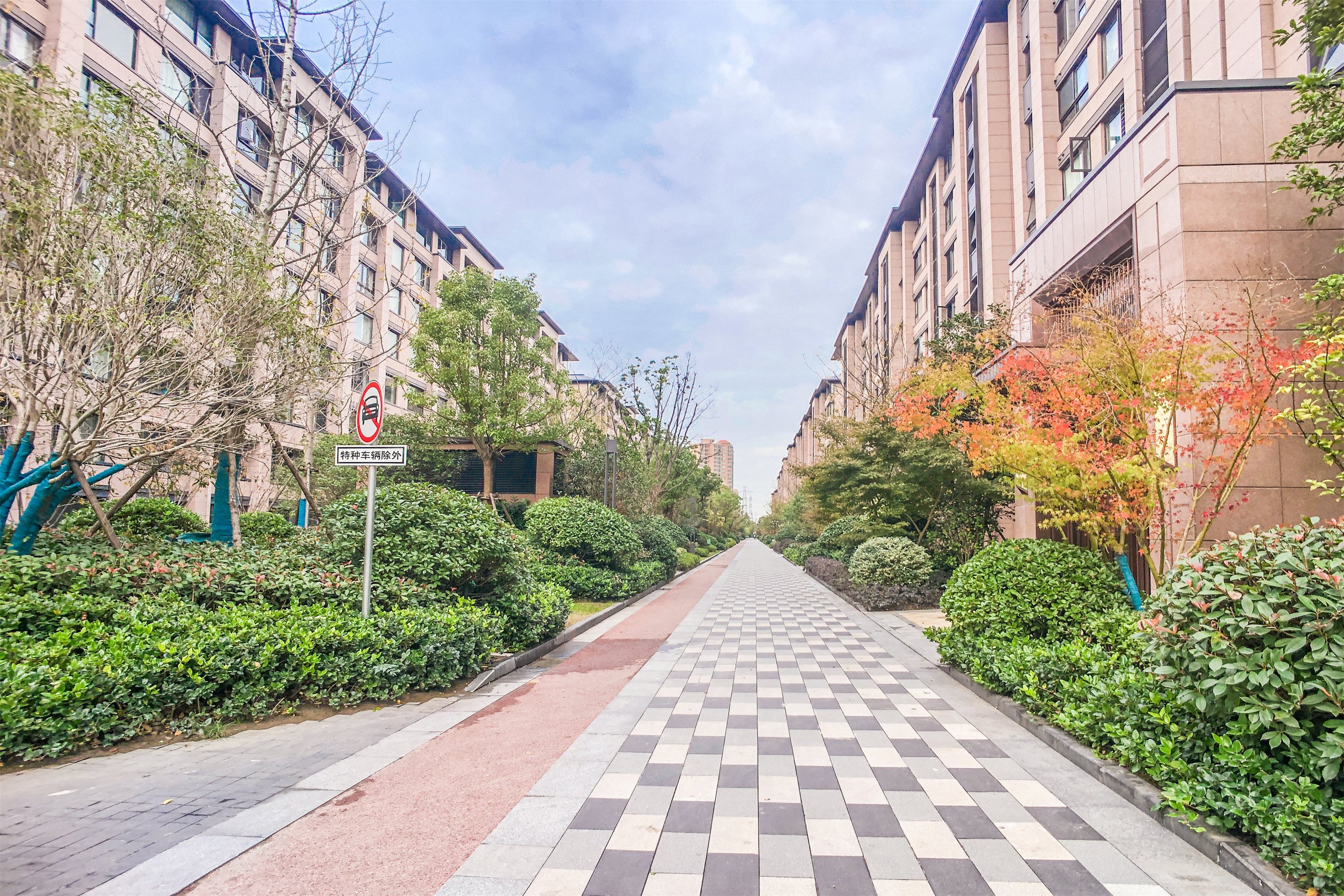 绿洲康城亲水湾风华(公寓住宅)1室1厅1卫54㎡南420万