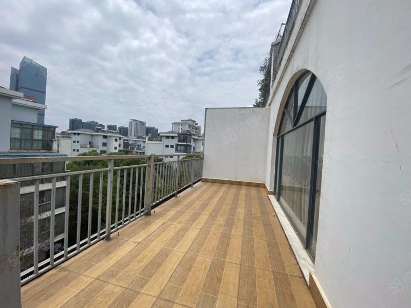 急出金江小区292平7房680万