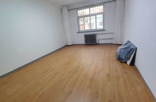 三中家属院  一楼带院  北顺 东昌  医院  看房方便