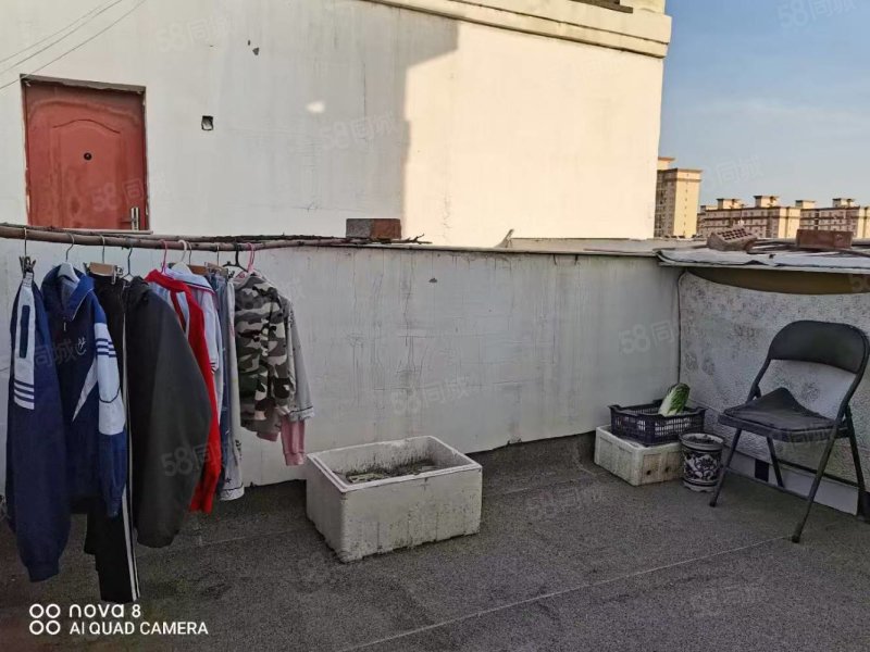 友好花园3室2厅2卫103㎡南北33万