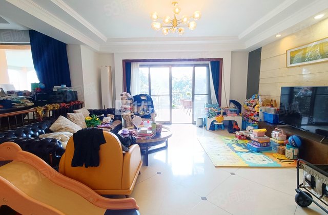 华南碧桂园翠云山4室2厅198㎡398万二手房图片