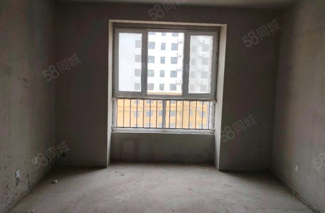 领秀紫晶城3室2厅151㎡85万二手房图片