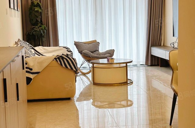 蓝光碧桂园锦泷湾3室2厅96.88㎡68.8万二手房图片