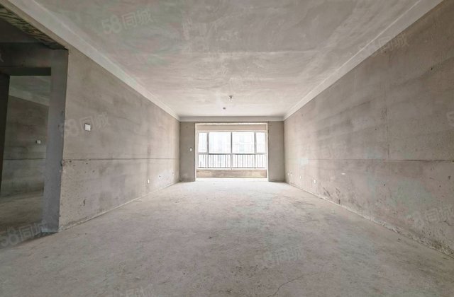 凤凰家园(三期)3室2厅155㎡65万二手房图片