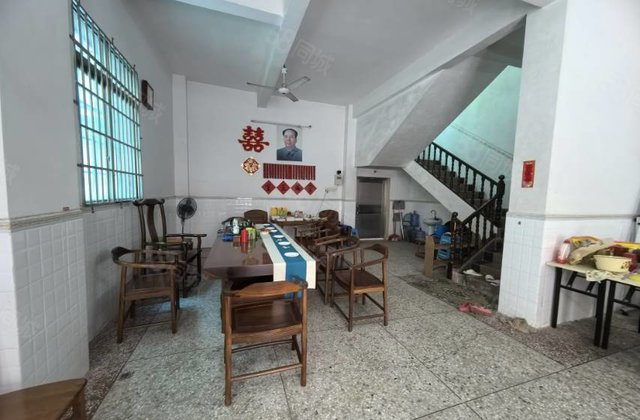 南湖二区2室1厅510㎡280万二手房图片