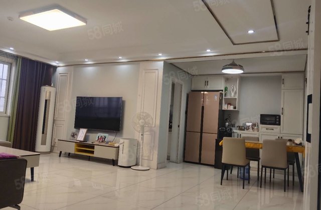 急售，精装修，送车位，储藏室，双阳台，信合花苑，五中，万达