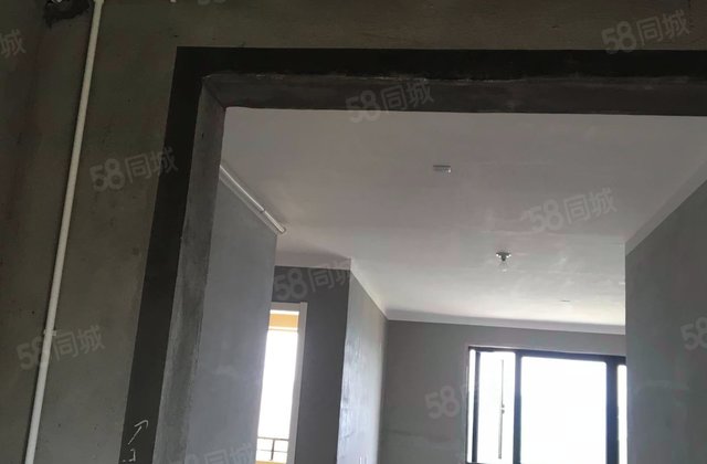 融创融公馆4室2厅116.11㎡90万二手房图片