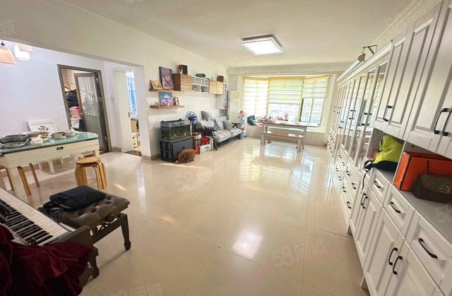 联发花园3室2厅115.32㎡325万二手房图片