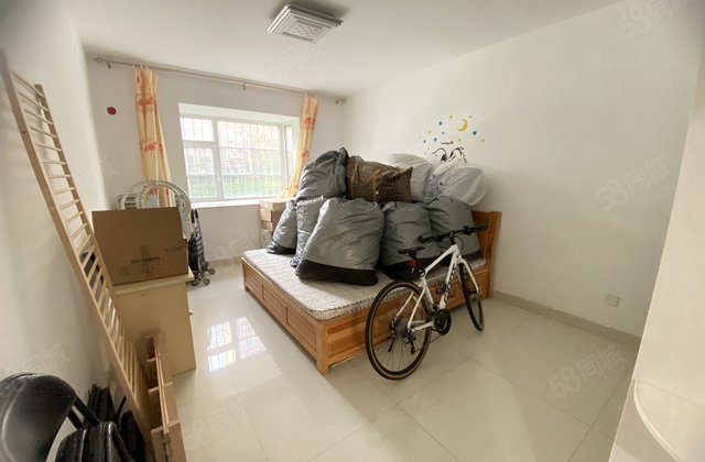 102.8  光岳花园电梯3室2厅带车位储藏室免大税可议价格