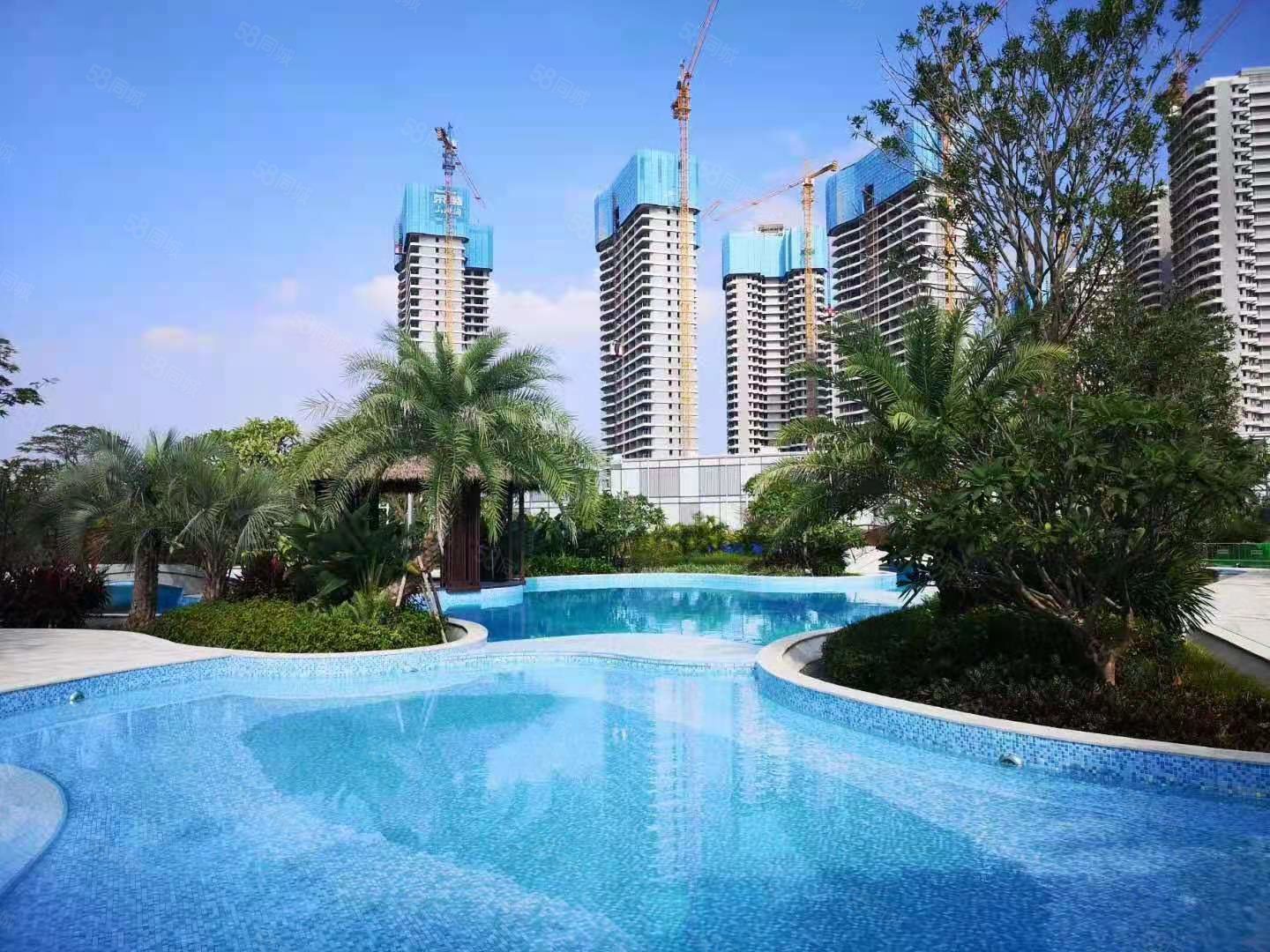 荣盛山湖海1室2厅1卫62㎡南北38万