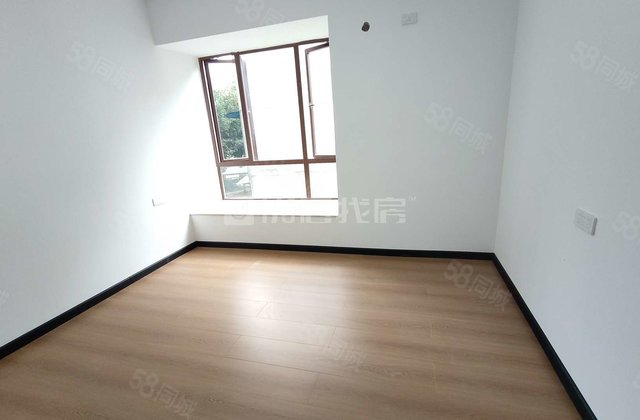 阳江苑西岭御景3室2厅124㎡61.8万二手房图片