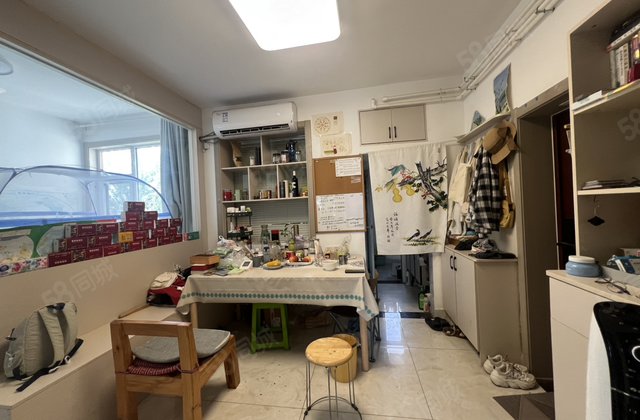 文轩 外国语一墙之隔 精装小三室 拎包入住 停车方便