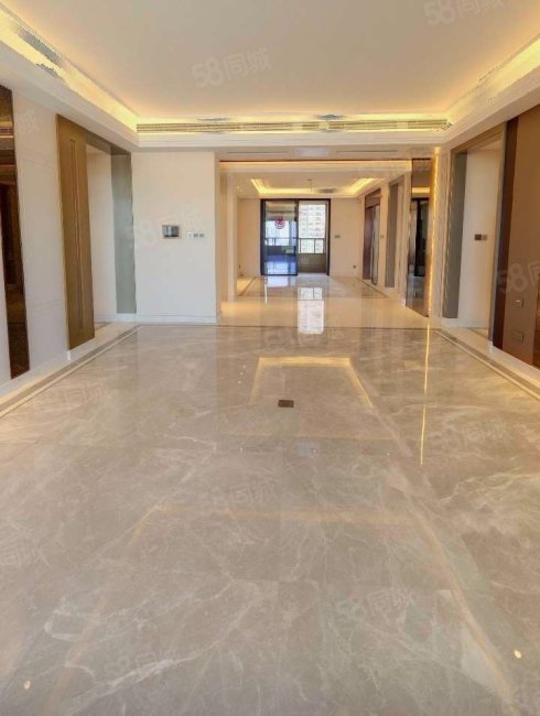 【10图】珠江金茂府 5 房 239 方 配套成熟 环境优美,珠江金茂府-广州