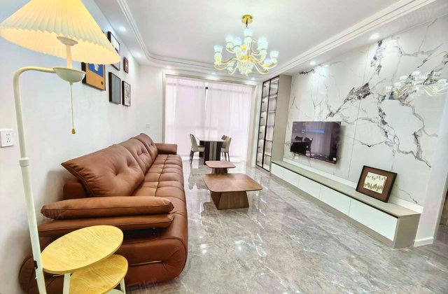 太平盛世B区3室2厅106.6㎡123万二手房图片