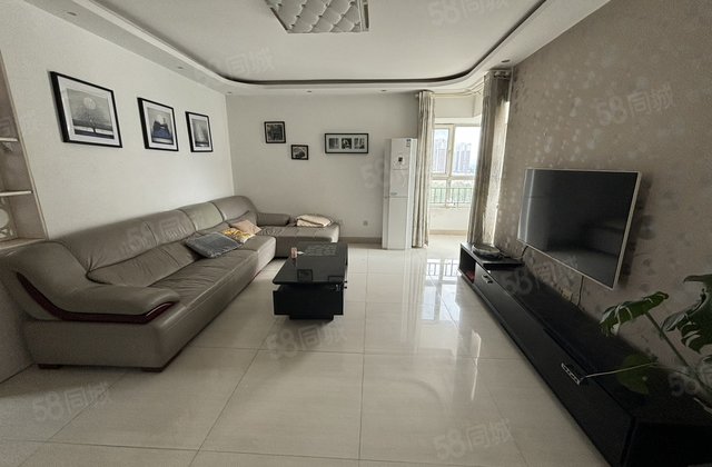 电梯中层东边户！双梯满五  ！金立文苑一诺望湖！诚心急卖