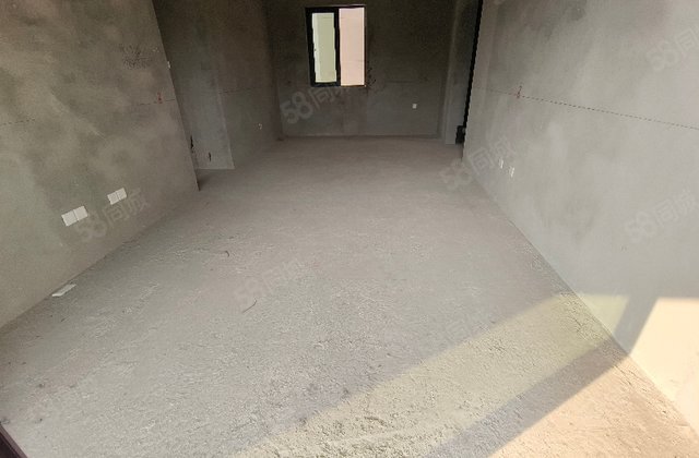 中梁大唐壹号院3室2厅100㎡59.5万二手房图片