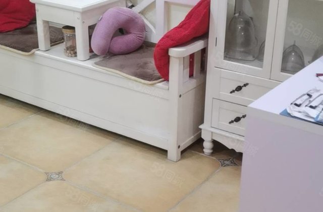 正昊大厦2室1厅76.36㎡102万二手房图片