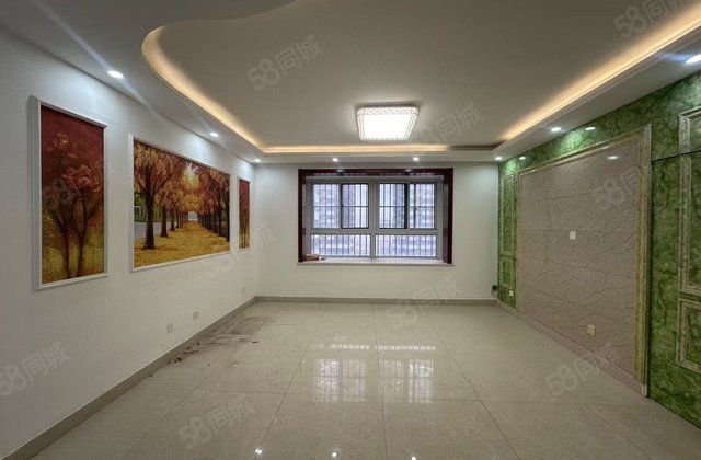 价急售 嘉明香格里小镇免大税电梯 115平大3居