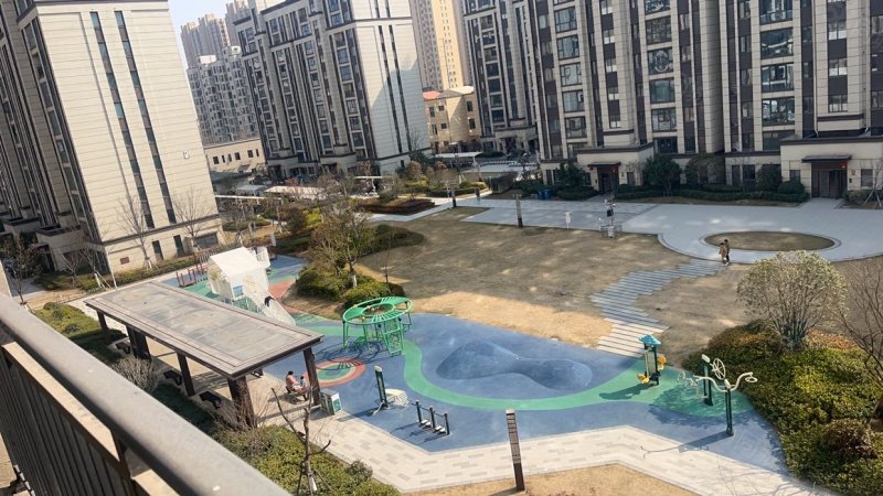 建投金桂湾3室2厅2卫133.17㎡南82万