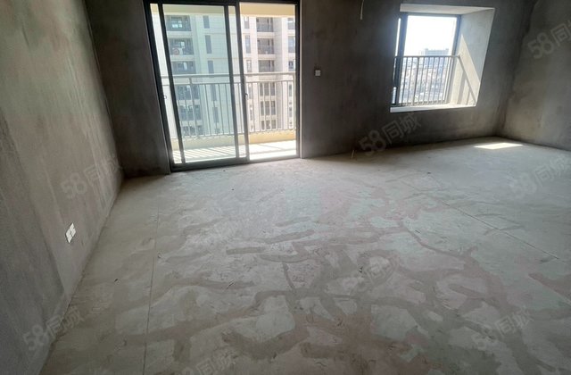 恒威国宾半岛2室2厅75㎡48.5万二手房图片