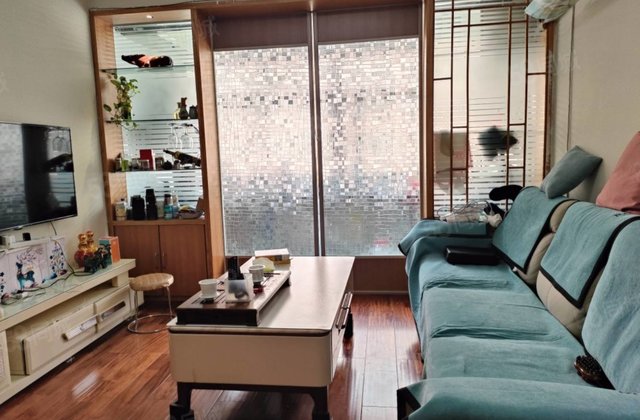 文轩八中对过 精装 四室 双卫 步梯二楼 柳园小区北区