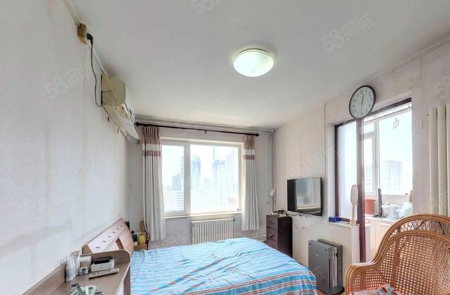 铁二区(西区)1室1厅40.3㎡655万二手房图片