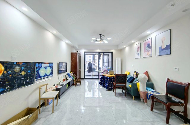 南山梅溪一方4室2厅152.31㎡136万二手房图片