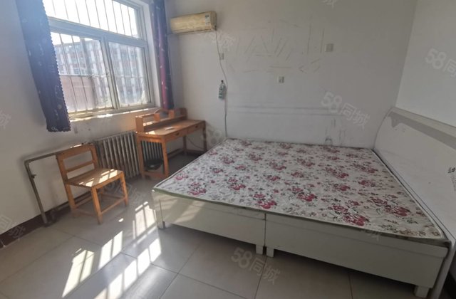 老文轩 裕昌文轩！学府花园 一居室 40万  房东急卖