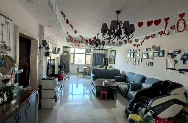 前许街现代嘉景苑 带车位储藏室 有证可按揭 铁塔三中北顺