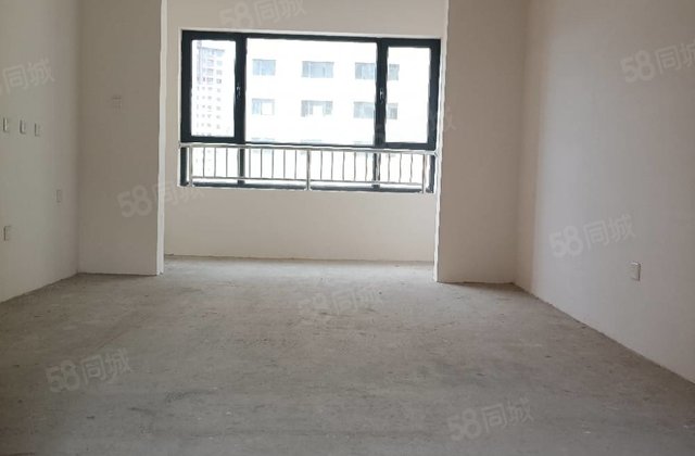 体育大厦3室2厅117㎡88万二手房图片