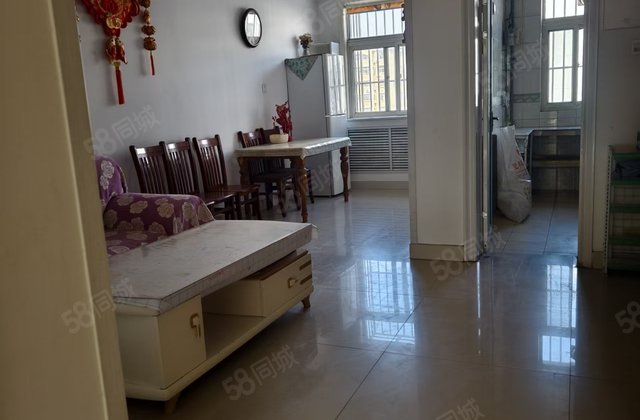 急售38万可谈妇幼保健院西邻金城北区3楼2室2厅73.25平