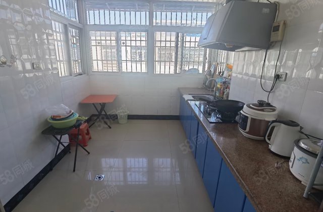 淮滨花园3室2厅132㎡29万二手房图片