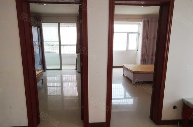 大都汇3室2厅121㎡65万二手房图片