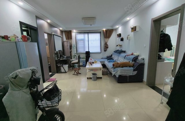 边户3居。精装，公园首府，房东急售送储，唐庄小区.1