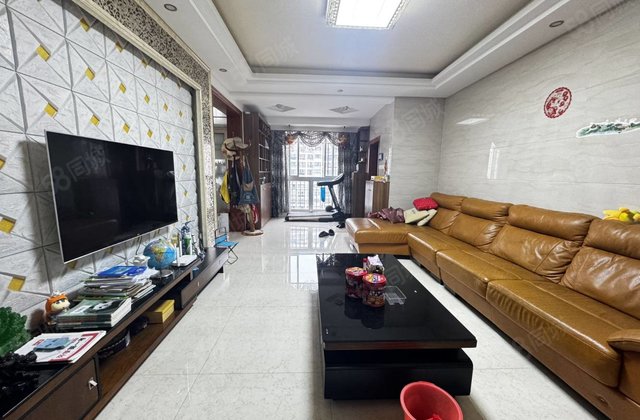 一品江山4室2厅120㎡83万二手房图片