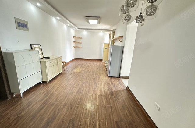 大地景苑2室2厅75㎡29万二手房图片