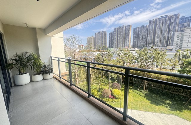 御景壹号4室2厅130㎡95万二手房图片