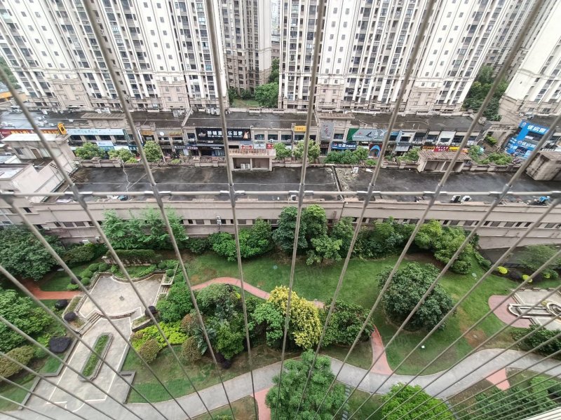 万达华城b区3室2厅1卫90㎡南129.6万