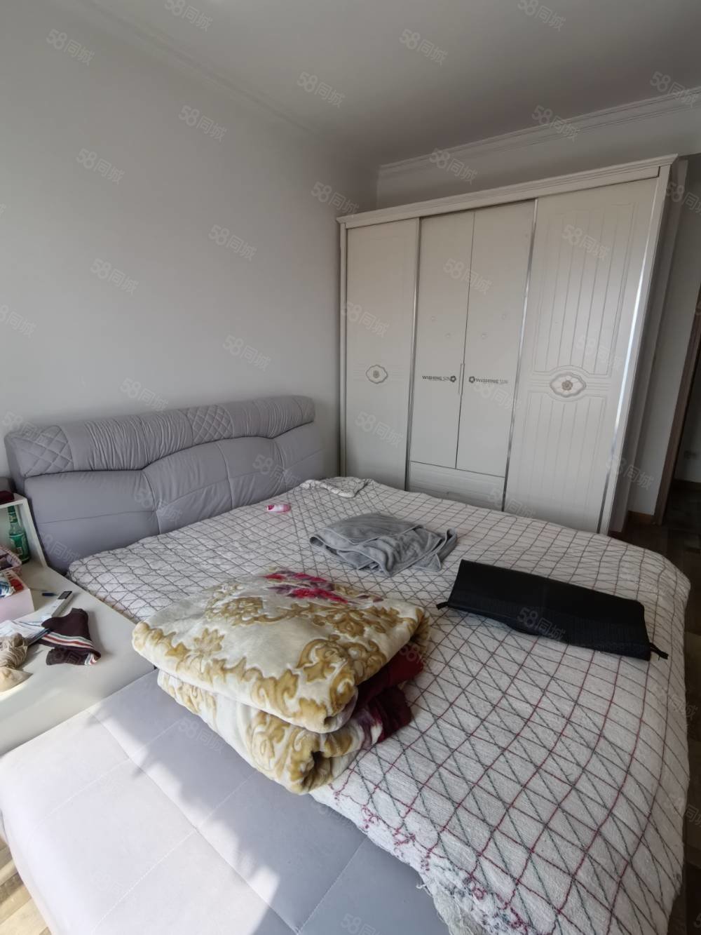 盛世东城2室2厅1卫93㎡南北38万