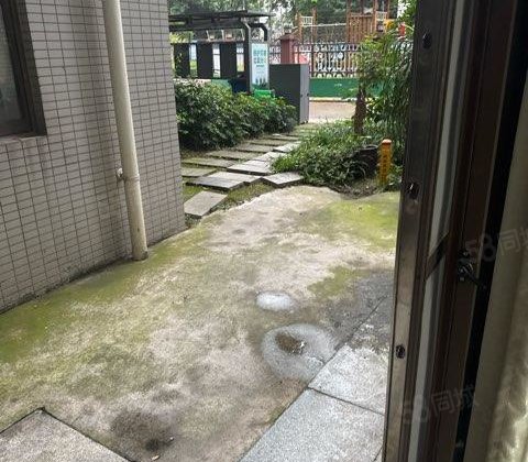 新世界魅力城3室2厅95.3㎡57万二手房图片