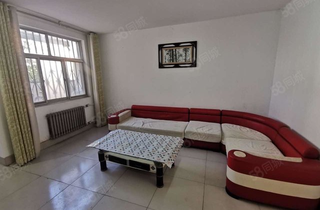 后菜市街附近闸口新时代多层低楼层 储藏室 免大税