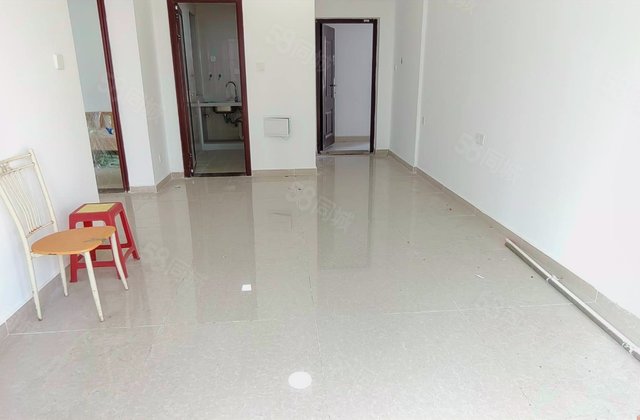 坡巷雅苑2室2厅70.5㎡71.5万二手房图片