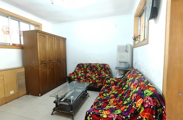 兴华路东昌 聊建一公司家属院 中间楼层有钥匙