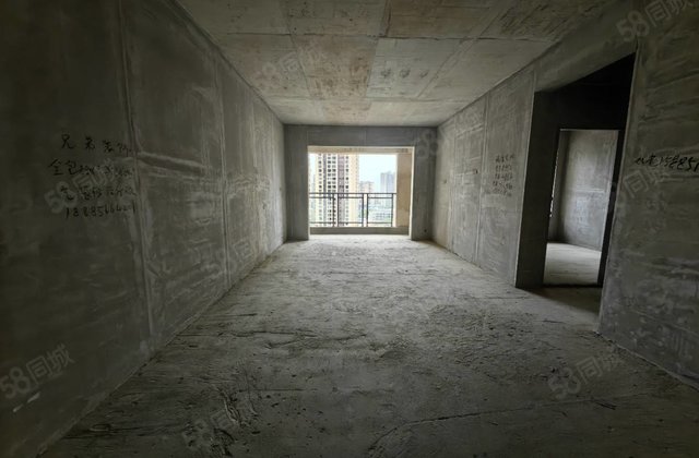 万兴凤凰城3室2厅119.56㎡39.8万二手房图片