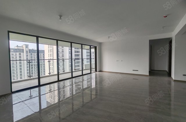 急售！民生城市芳华 好楼层大客厅双阳台 赠送车储 可按揭