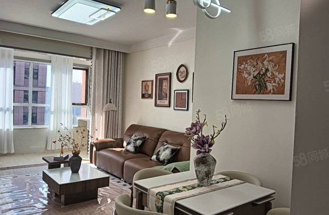 新出精装电梯楼50多万，新城邦，万豪，香格里，嘉华苑，金水湾