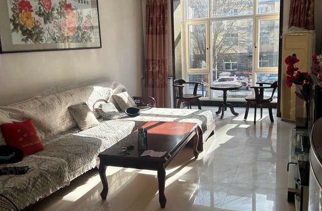 四季经典小区2室2厅99.28㎡52万二手房图片